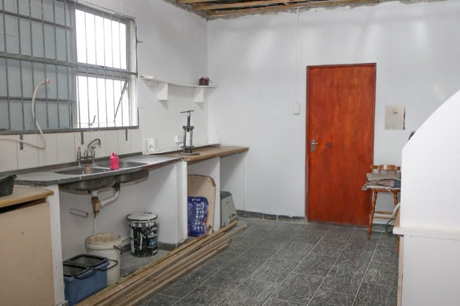 3 Bedroom Property for Sale in Hillside Eastern Cape